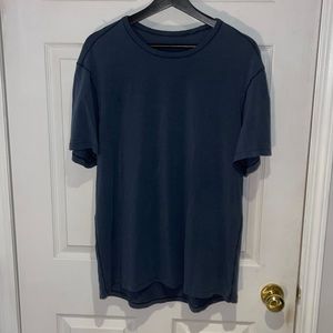 XL Lululemon 5 Year Basic T Shirt